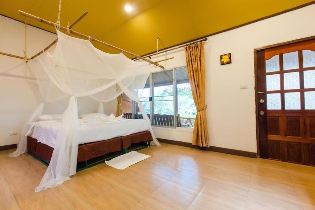 Varee Valley Resort And Restaurant Khon Kaen Exterior foto