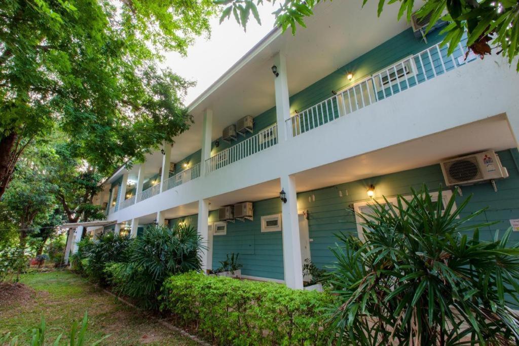 Varee Valley Resort And Restaurant Khon Kaen Exterior foto