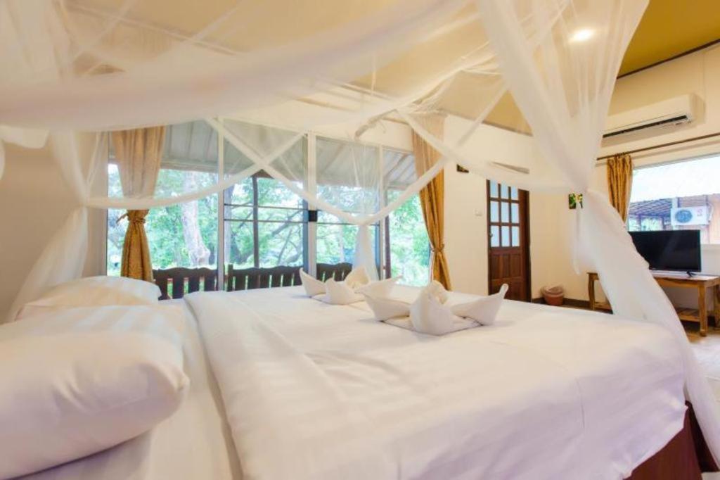 Varee Valley Resort And Restaurant Khon Kaen Exterior foto