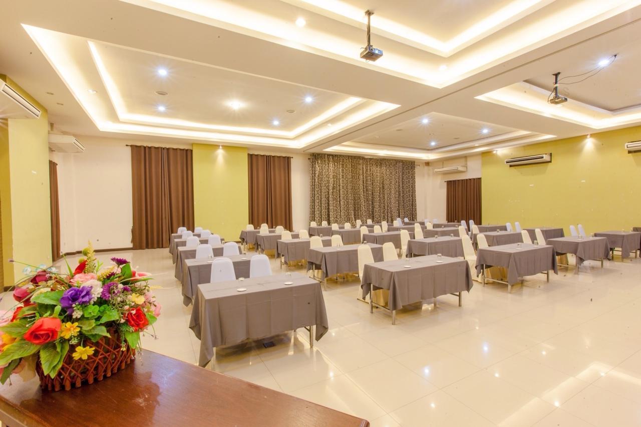 Varee Valley Resort And Restaurant Khon Kaen Exterior foto