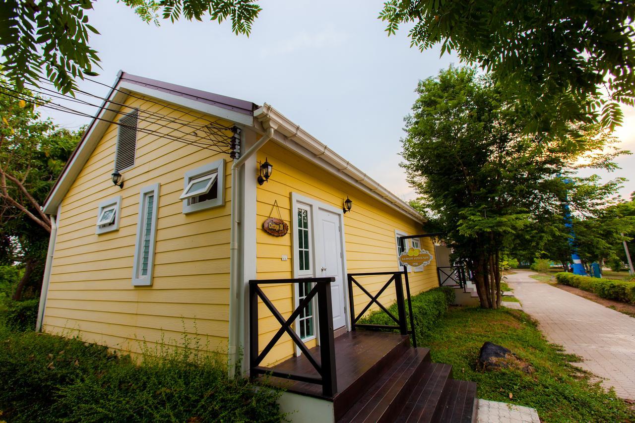 Varee Valley Resort And Restaurant Khon Kaen Exterior foto